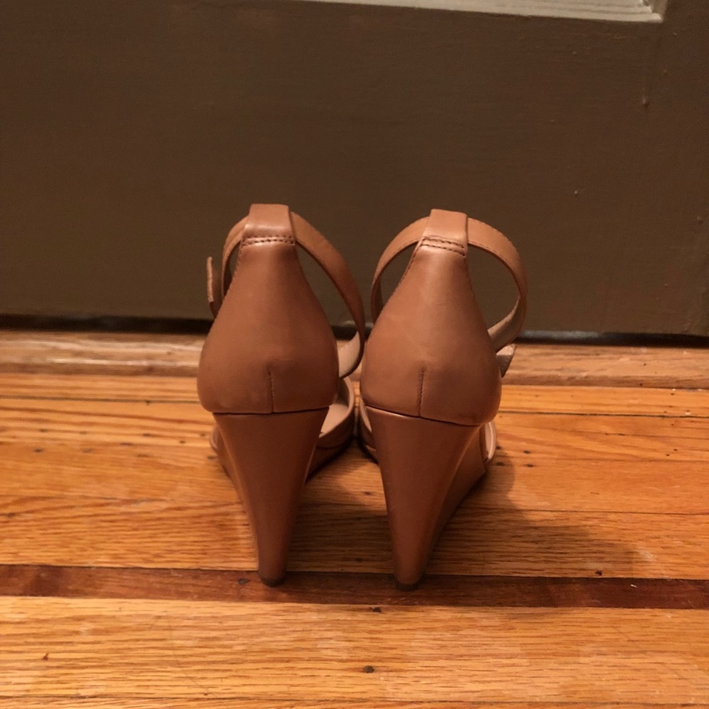 Vince Camino Signature Heels - Picture 6 of 6